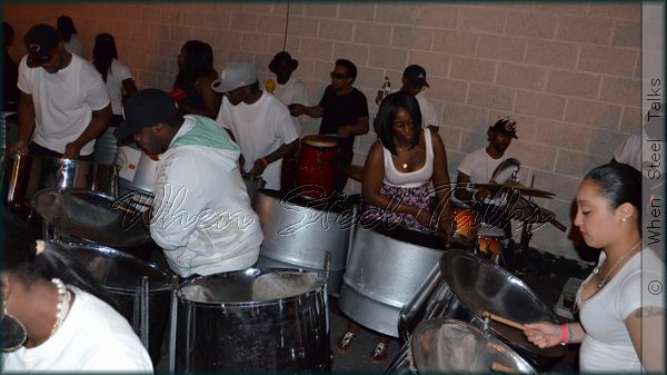 Despers USA entertains the crowd