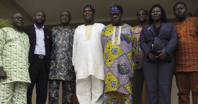 Team visits former Nigeria President, Olusegun Obasanjo - at center, next to Keith Diaz, in white