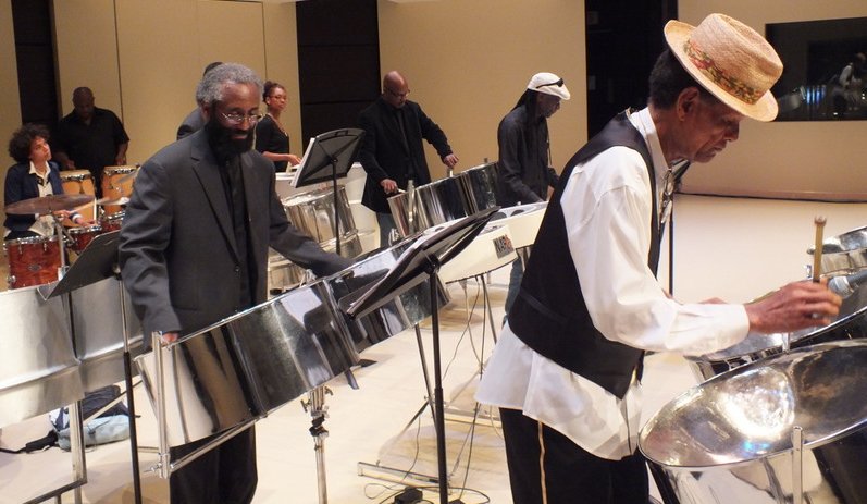 Salah Wilson at left