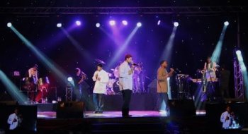 The Thwaites Brothers on stage with Native Deen, on tour