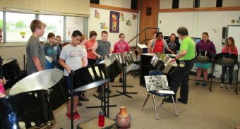 B-B students drum up lesson on Caribbean rhythms