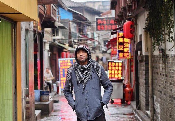 Jonathan Scales in China